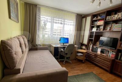 Oportunitate în Grigorescu: Apartament luminos cu 3 camere, bloc cu lift și beci - 3