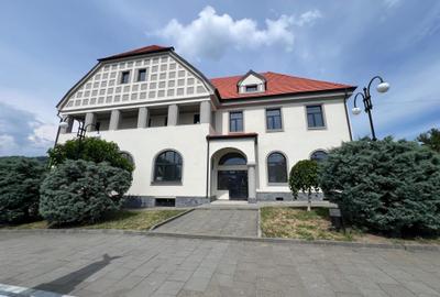 Spatiu comercial de inchiriat pe Strada Lunga 111, Codlea - 1