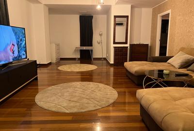 Apartament cu 3 camere decomandat în Herăstrău