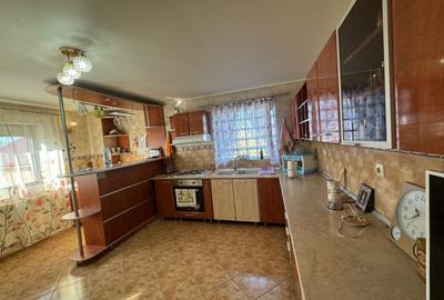 Casa Fundulea si Buc Vara+Spatiu comercial 500 euro chirie lunara -randament 3% - 15