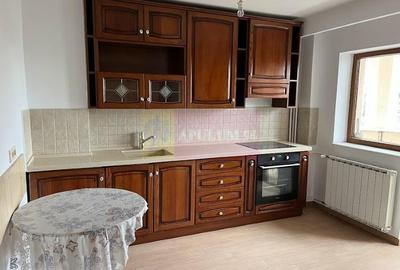Apartament cu 3 camere decomandat în Unirii
