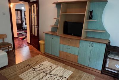 Apartament 3 camere, decomandat, 80 mp – parter înalt – 430 €/lună - 10