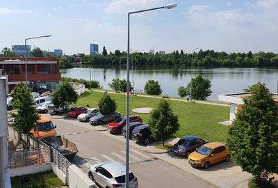 Elite Lakefront Villa – Greenlake - 3