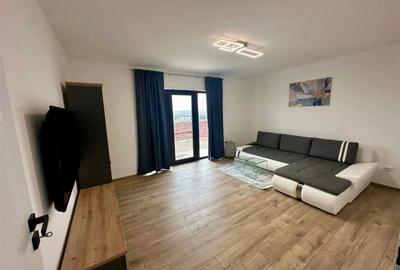 Casă cu 3 camere în Breazu