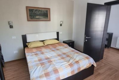 Vila cu piscina zona Iancu Nicolae-Pipera 5 camere - 8