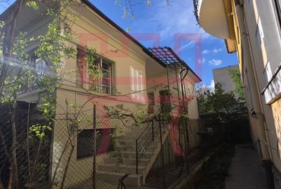 Apartament nemobilat sau birou in casa 160mp zona Emil Isac - 1