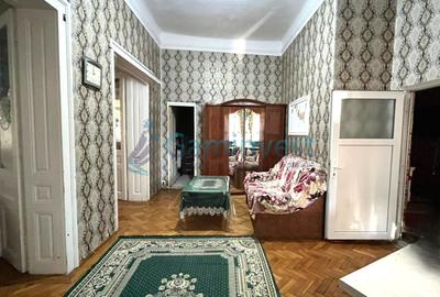 Casa de vanzare in Oradea, singur in curte zona strazii R. Ciorogariu - 12