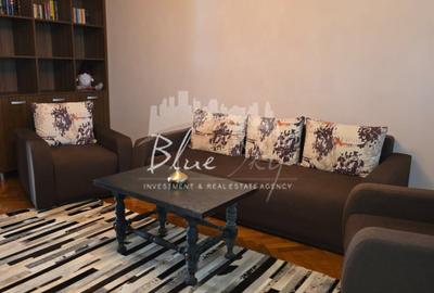 Apartament cu 3 camere decomandat, mobilat în Central