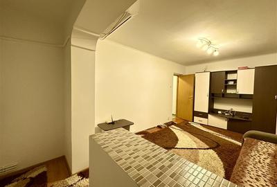 Apartament 2 camere . Zona Aurel Vlaicu, Arad - 1