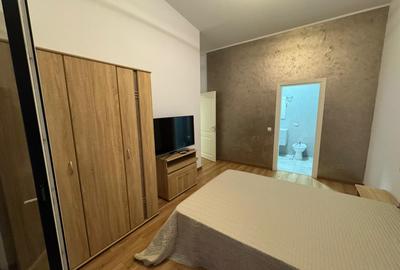 Apartament cu 4 camere semidecomandat, mobilat în Păcurari
