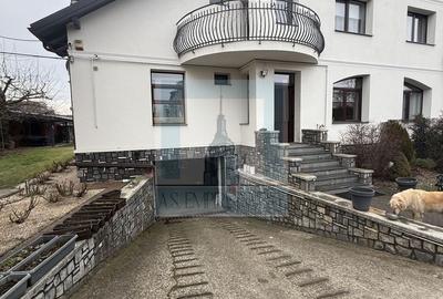 COMISION 0% Casa/Villa 9 camere, singur in curte-zona Tractorul/Brasov - 3