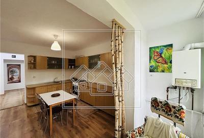 Ap la vila, cu 3 camere, balcon - etaj 2/3 - Zona Terezian - 1