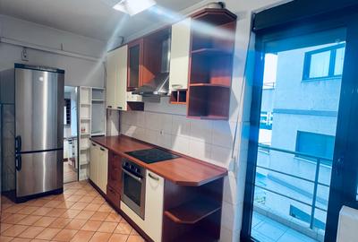 Apartament zona Clucerului - 4 camere de inchiriat - 6