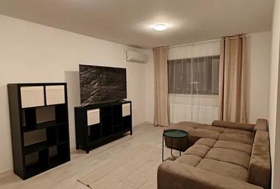 Apartament cu 3 camere semidecomandat, mobilat în Pantelimon