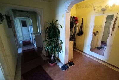 3 camere confort 1 Decomandat SPATIOS etaj 2 Piata Vidin - 6