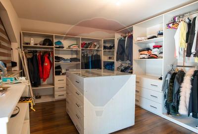 Casă / Vilă cu 5 camere de vânzare - 20