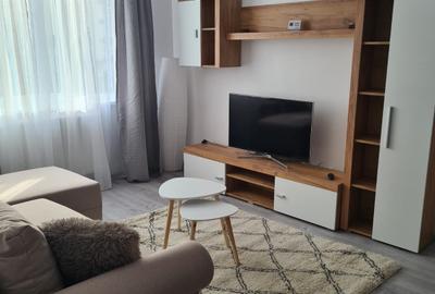 Apartament cu 2 camere Centrul Civic- Incepand cu data de 15 Martie - 1