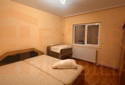 Apartament cu 4 camere decomandat, mobilat în Tomis Nord