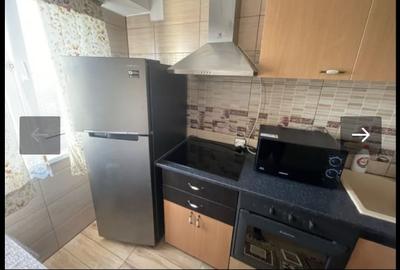 Ofer  la inchiriat apartament decomandat în Tomis  1 - 5