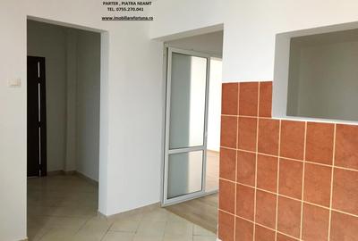 Apartament 3 camere, cu boxa, zona BCR - 1