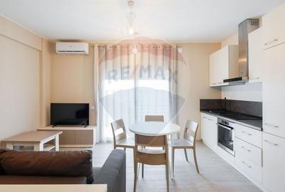 Apartament cu 2 camere decomandat, mobilat în Ultracentral