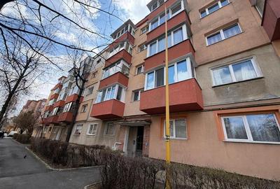 Apartament 2 camere, etaj intermediar, de renovat, in Cartierul Scriitorilor - 1