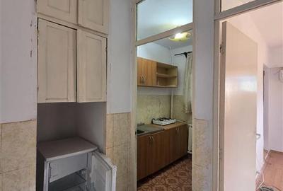 Garsoniera decomandata,etaj intermediar,Oradea,cartier Rogerius - 2