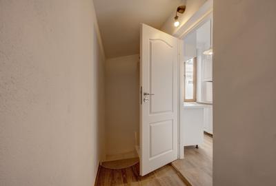 In Cartierul Evreiesc, casa 3 camere pivnita si mansarda open space. - 16