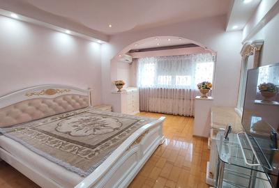 UNIRII, Bd. Mircea Voda, v-a-v ANFP, stradal, decomandat, centrala - 3