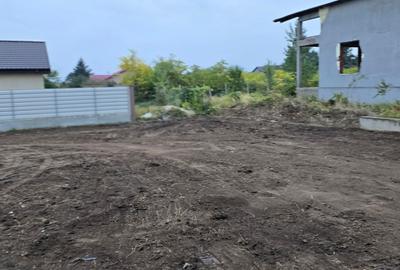 Teren de vanzare 700 mp central Odobesti - 44