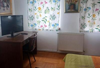 Grasoniera Podul Grand la curte la 350 euro - 3