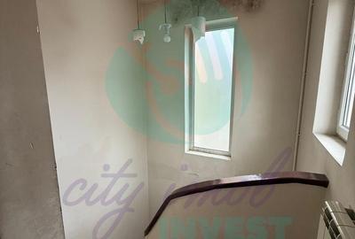 Imobil mixt renovat 184 mp | Locuință / birou / showroom | Zonă centrală Carol - 11