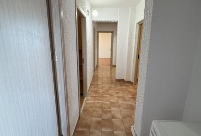Apartament 3 camere, cf 1A, dec, etaj 4/4, Zona Democratiei - 2