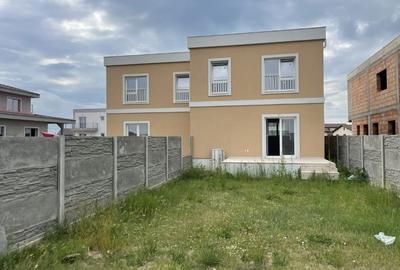 Duplex de vanzare, 121.000