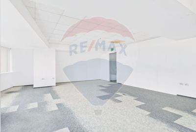 Birou, de 70 mp, în Băneasa