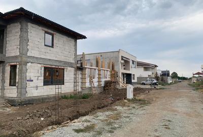 Teren Construcții intravilan de 320 mp, în Km 5