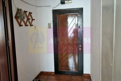 Apartament 2 camere Alexandru Obregia, la Fantana Florilor, sect 4 - 3