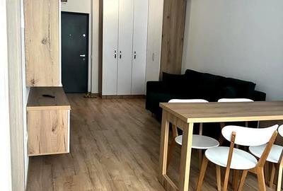 Apartament cu 2 camere semidecomandat, mobilat în Tomis Nord