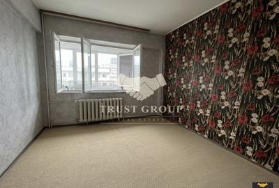 Apartament cu 3 camere decomandat în Domenii