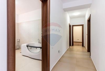 Apartament de vanzare cu 4 camere în Bucurestii Noi, metrou, parc - 15