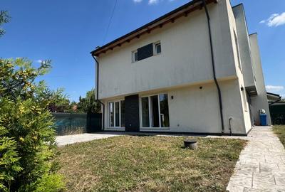 Casă individuală cu 3 camere în Corbeanca