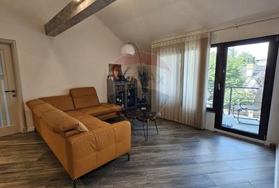 Casă / Vilă cu 7 camere si teren 1000 mp în zona Centrala-Suceava - 31