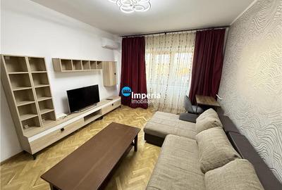 Apartament cu 3 camere decomandat în Bd. Independenței