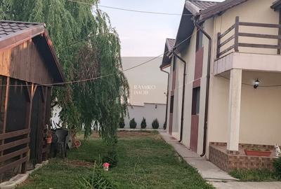 Casa P+M+ teren 700mp Adunatii-Copaceni - 1