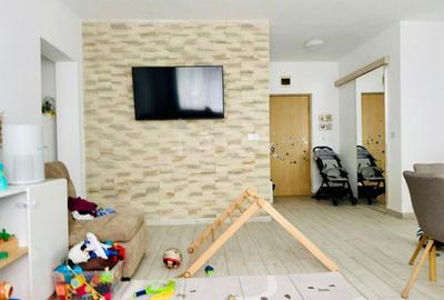 Apartament cu 3 camere, mobilat în Vest