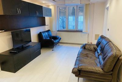 Apartament cu 4 camere decomandat, mobilat în Olimpia-Stadion