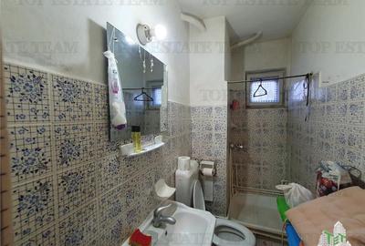 Oportunitate ultracentral - apartament 4 camere garaj boxa si curte Constanta - 19