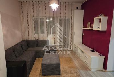 Apartament cu 3 camere semidecomandat, mobilat în Giroc