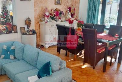 Vanzare apartament 3 camere  in Vila Parter Inalt Busteni Prahova - 2