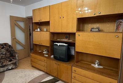 Apartament 2 camere decomandat, 46mp, zona Centru, Podul de fier, cod: 162396 - 1
